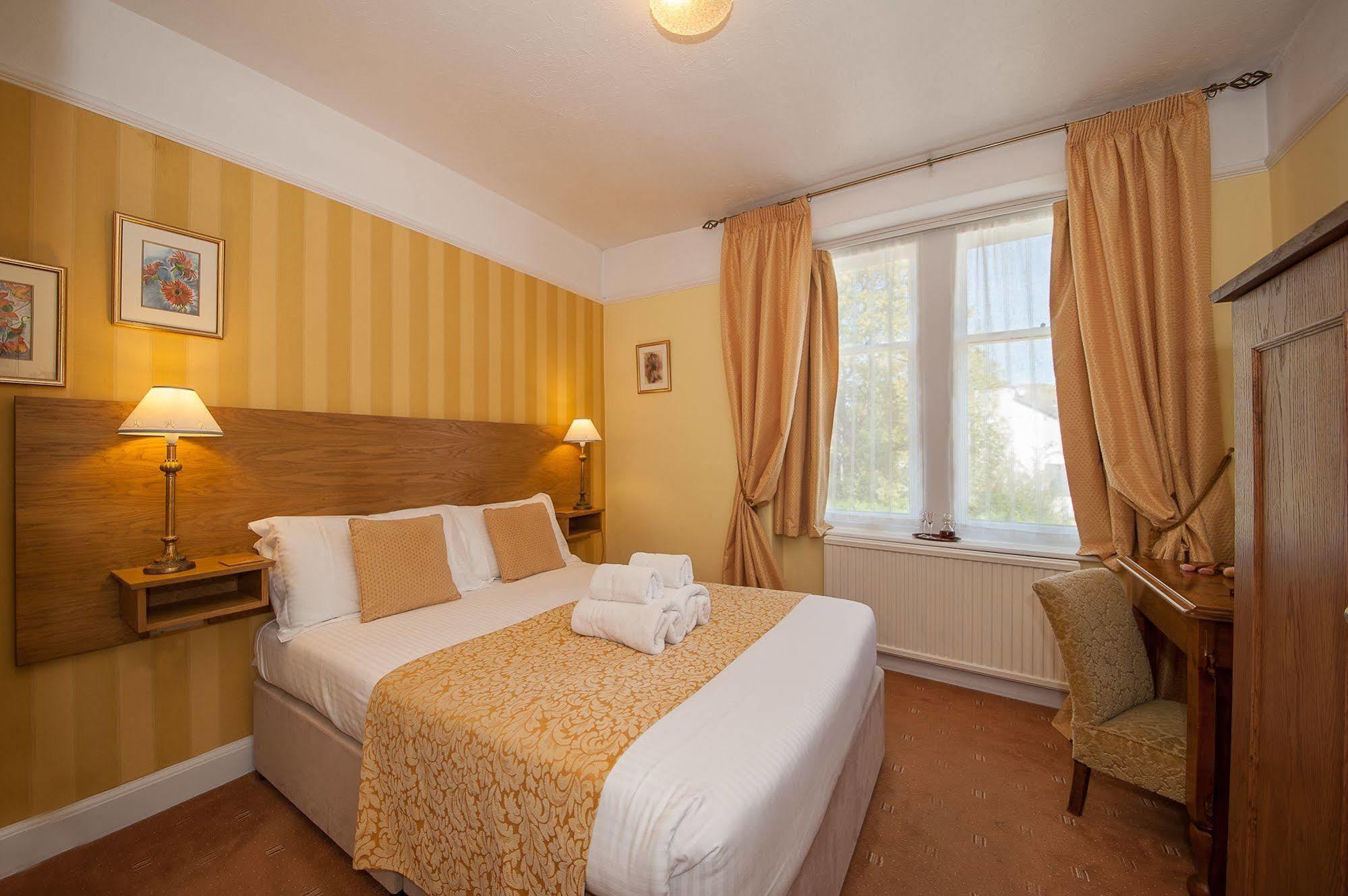 The Coppice - Including Off-site Health Club Pensión Windermere