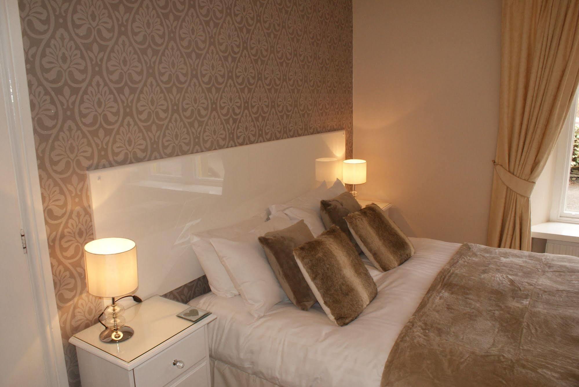 Pensión The Coppice - Including Off-site Health Club 4*